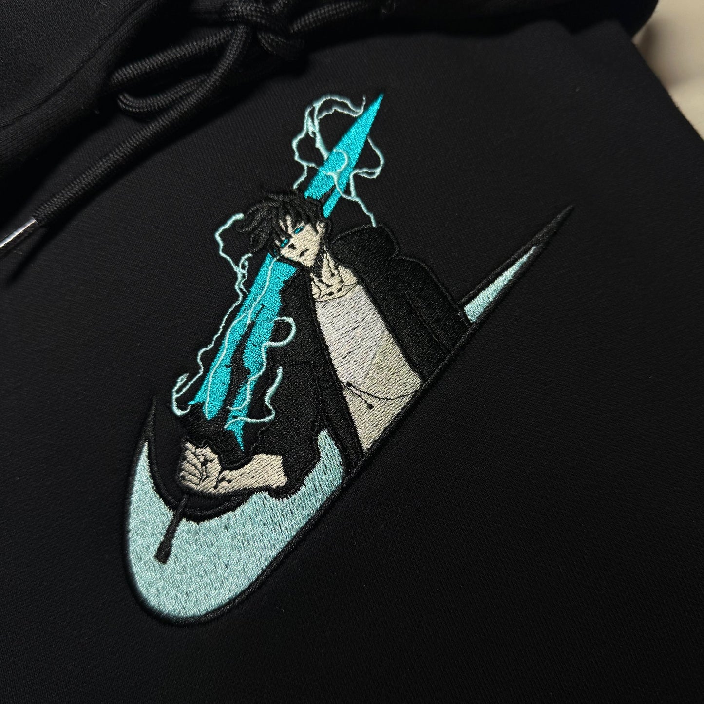 LIMITED Solo Leveling Sword of the Monarch EMBROIDERED ANIME HOODIE