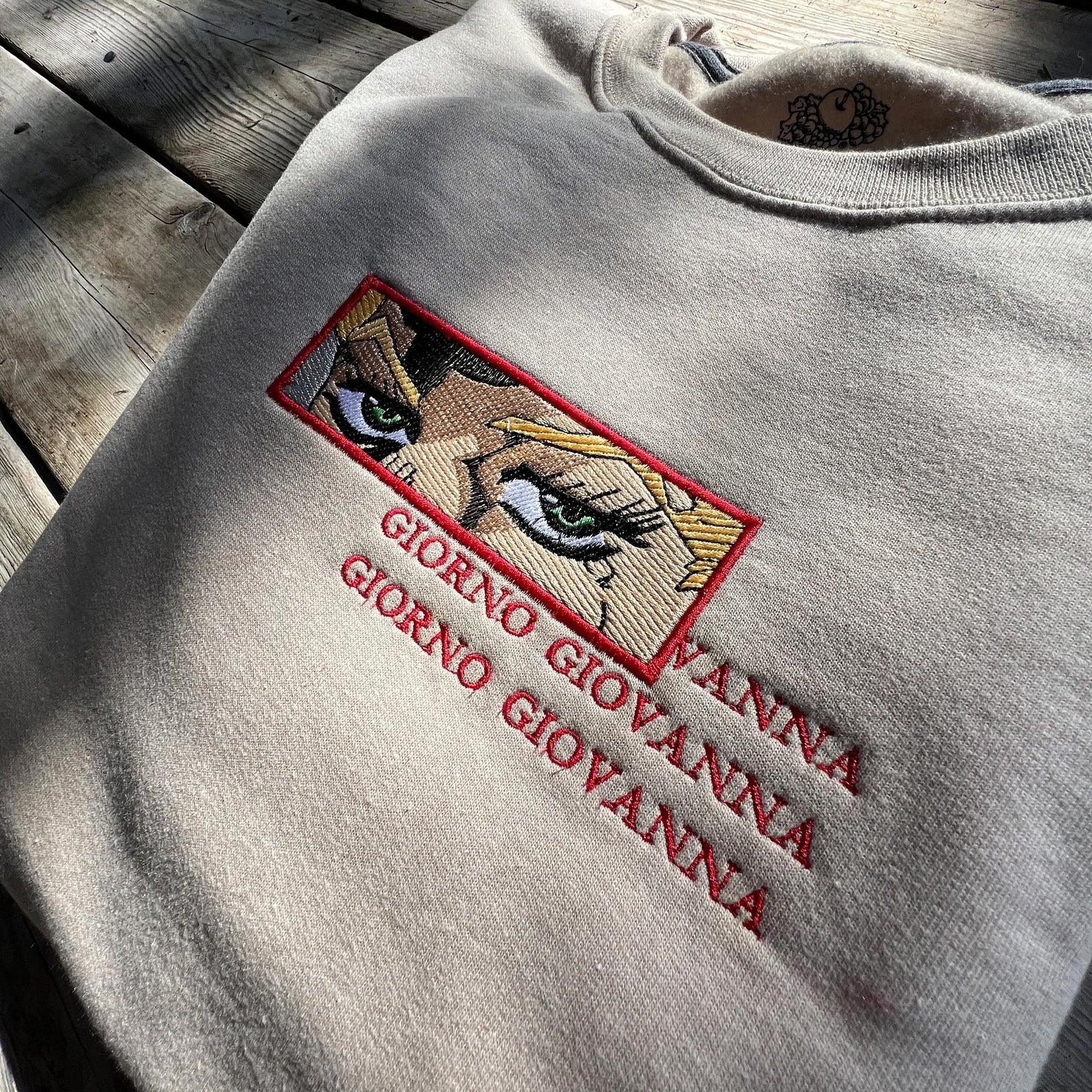 lIMITED Giorno EMBROIDERED HOODIE