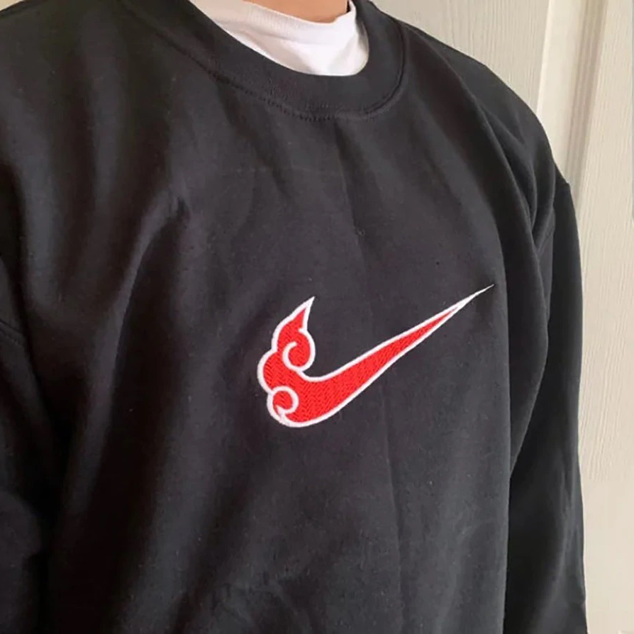 LIMITED NARUTO AKATSUKI CLAN X EMBROIDERED CREWNECK